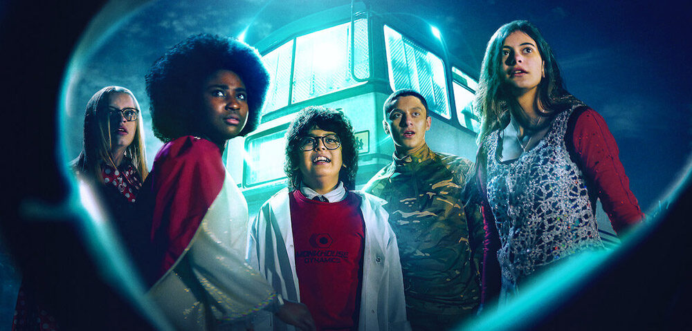 Trailer Από Την Νέα Σειρά "The Last Bus"