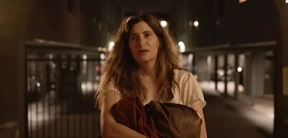 Trailer Από Τη Νέα Σειρά "Tiny Beautiful Things" Cinemode.gr