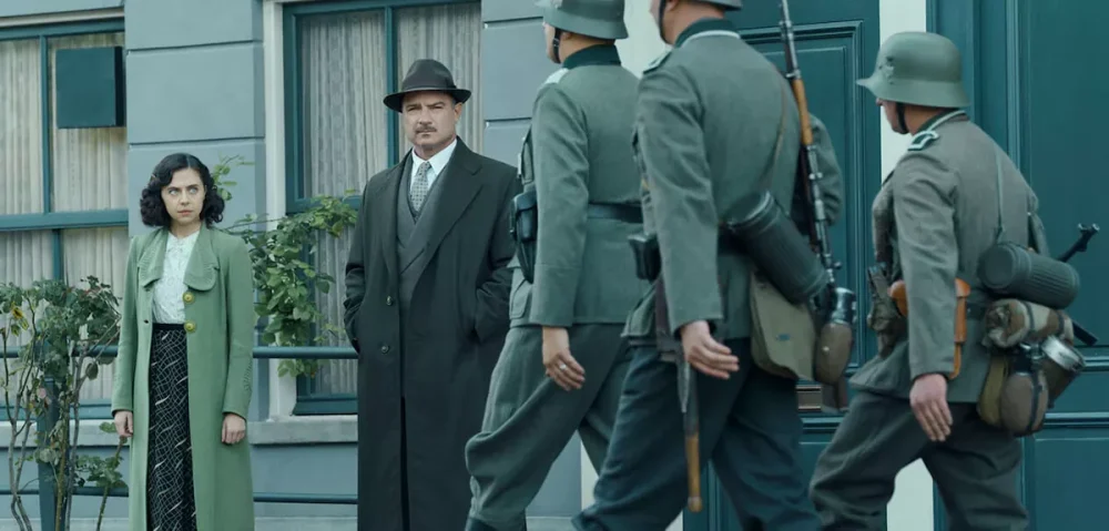 Trailer Από Τη Νέα Σειρά "A Small Light"