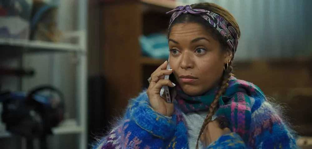 Trailer Από Τη Νέα Σειρά “Still Up” Trailer Από Τη Νέα Σειρά "Still Up"